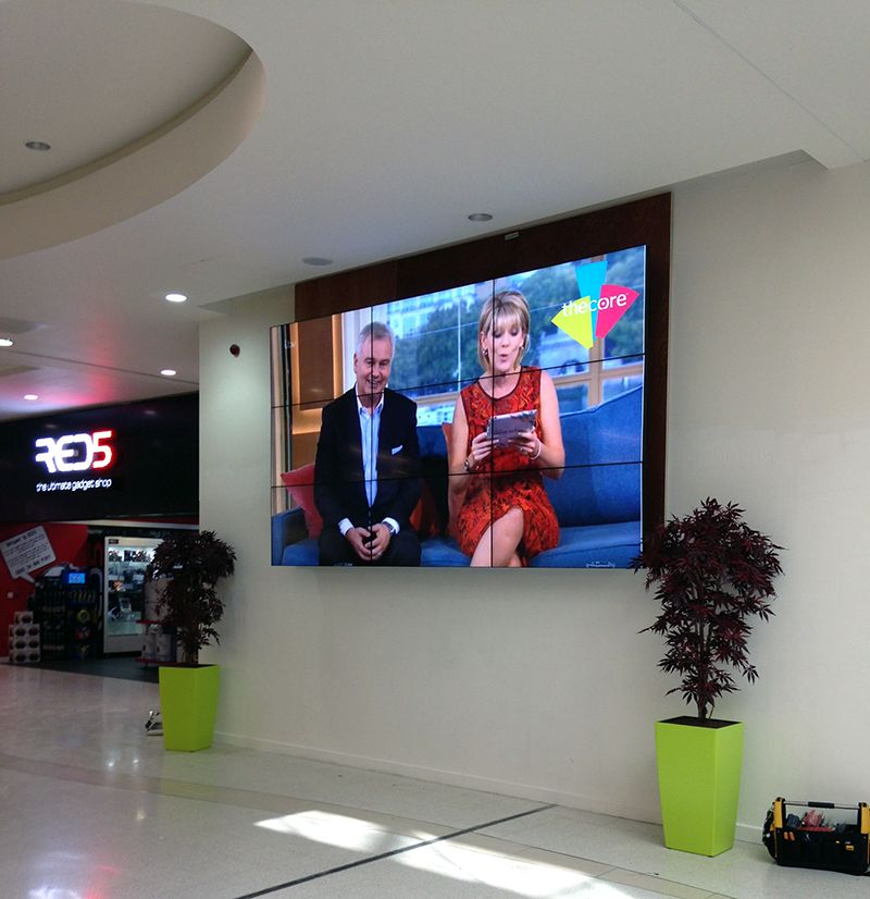 LCD Videowand Display 49 Zoll und 55 Zoll